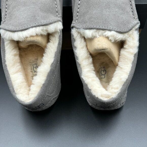 UGG Men's Ascot Slipper - Picture 3 of 7
